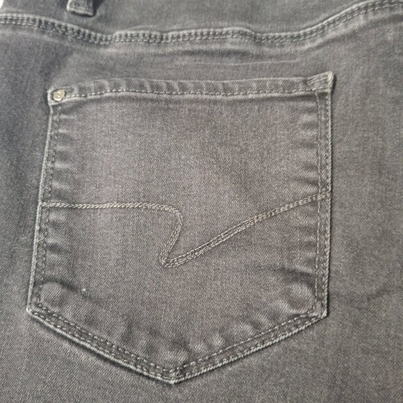 Santana Jeans Mid-Rise Straight Leg Black Wash Denim Jeans Size 10 - Picture 10 of 14